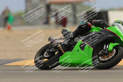 media/Sep-10-2023-SoCal Trackdays (Sun) [[6b4faecef6]]/Turn 16 (9am)/